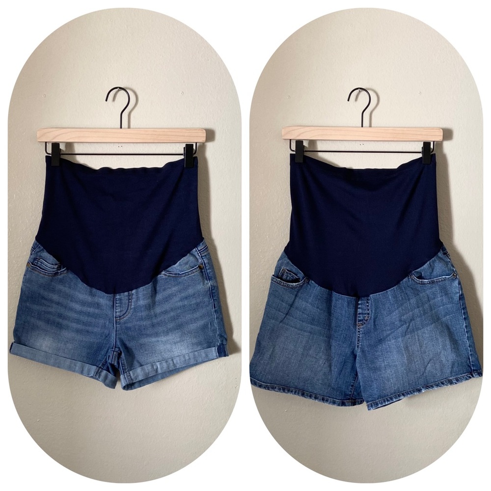 Lot of 2 maternity shorts. Time & True + Liz Lange Maternity both size small.